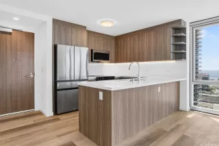 Photo #4: 202521997 Listing 