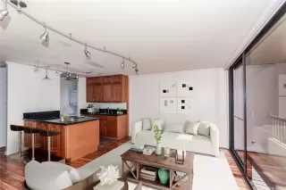 Photo #2: 202522006 Listing 