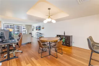 Photo #5: 202522009 Listing 