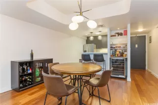 Photo #6: 202522009 Listing 