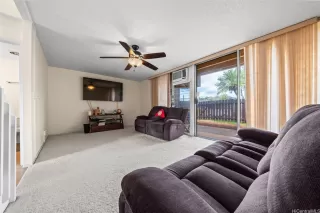 Photo #5: 202522017 Listing 