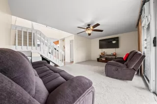 Photo #6: 202522017 Listing 