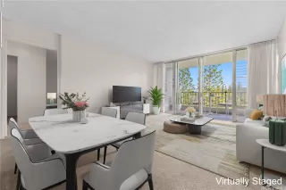 Photo #3: 202522040 Listing 