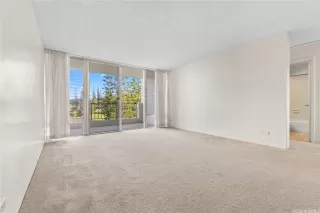 Photo #4: 202522040 Listing 