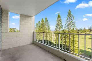 Photo #5: 202522040 Listing 