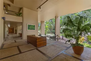 Photo #2: 202522053 Listing 