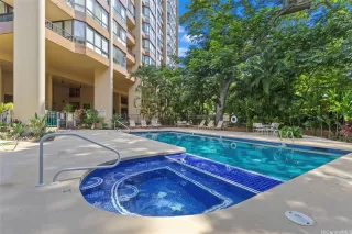 Photo #5: 202522053 Listing 