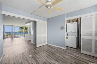 Photo #6: 202522058 Listing 