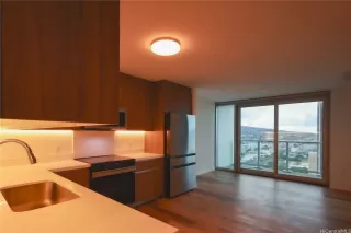 Photo #2: 202522064 Listing 