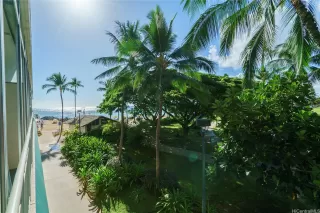 Photo #6: 202522069 Listing 