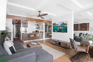 Photo #3: 202522070 Listing 