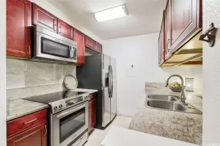 Photo #4: 202522087 Listing 