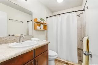 Photo #6: 202522087 Listing 