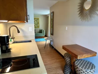 Photo #6: 202522098 Listing 