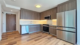 Photo #2: 202522108 Listing 