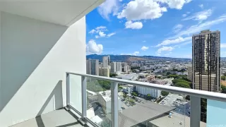 Photo #6: 202522108 Listing 