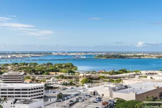 Photo #5: 202522114 Listing 