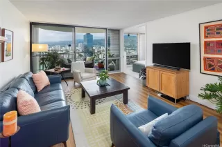 Photo #2: 202522142 Listing 