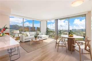 Browse active condo listings in CAPITOL PLACE