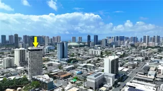 Photo #6: 202523191 Listing 