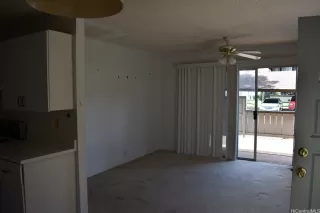 Photo #4: 202523192 Listing 