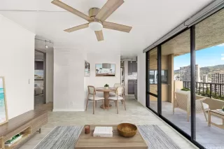 Photo #4: 202523196 Listing 