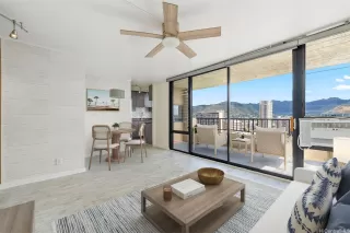 Photo #5: 202523196 Listing 