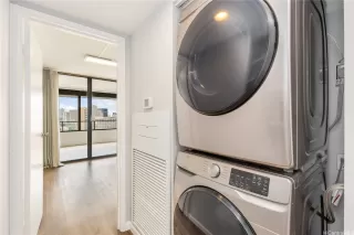 Photo #6: 202523197 Listing 