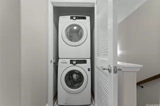 Photo #5: 202523198 Listing 