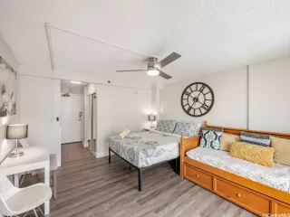 Photo #3: 202523204 Listing 