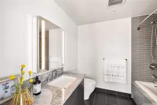 Photo #5: 202523209 Listing 