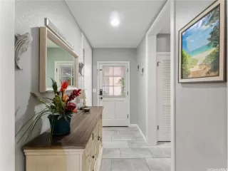 Photo #3: 202523217 Listing