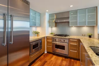 Photo #5: 202523218 Listing 