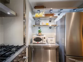 Photo #3: 202523229 Listing 