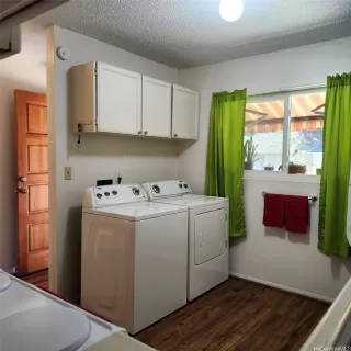 Photo #6: 202523233 Listing 