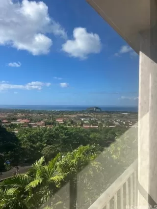 Photo #2: 202523243 Listing 