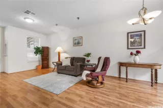 Photo #3: 202523250 Listing 