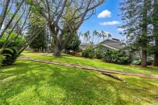 Photo #2: 202523255 Listing 