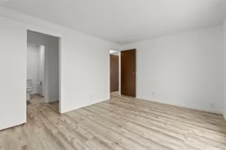 Photo #4: 202523255 Listing 