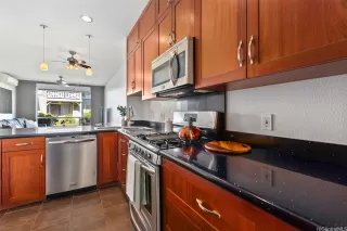 Photo #6: 202523264 Listing 