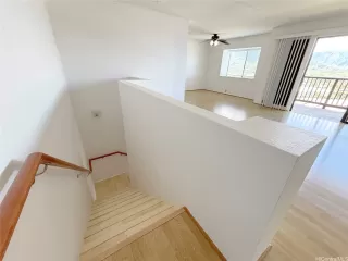 Photo #5: 202523265 Listing 