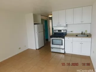 Photo #3: 202523271 Listing 