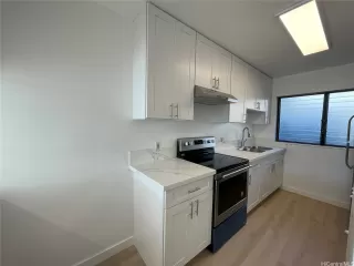 Photo #2: 202523282 Listing 