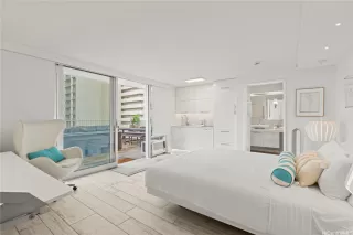 Photo #5: 202523286 Listing 