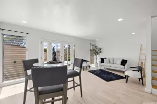 Photo #2: 202523307 Listing 