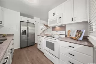 Photo #2: 202523314 Listing 