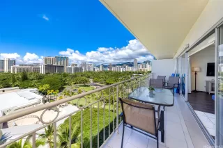 Photo #5: 202523325 Listing 