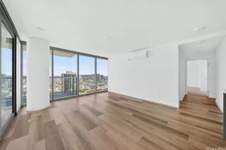 Photo #4: 202523342 Listing 