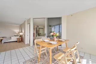 Photo #6: 202523349 Listing 