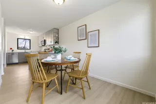 Photo #2: 202523361 Listing 